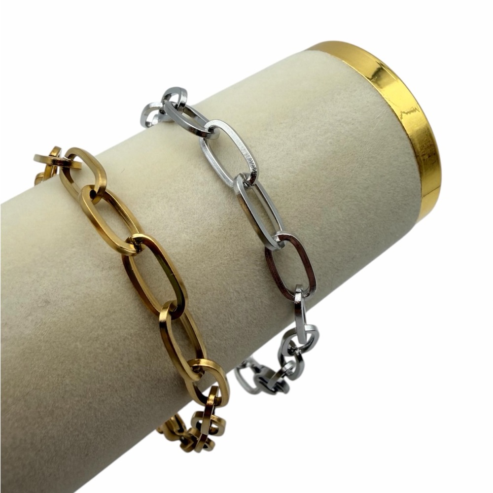 Paperclip Bracelet Gold Plated NWT - Picture 1 of 3